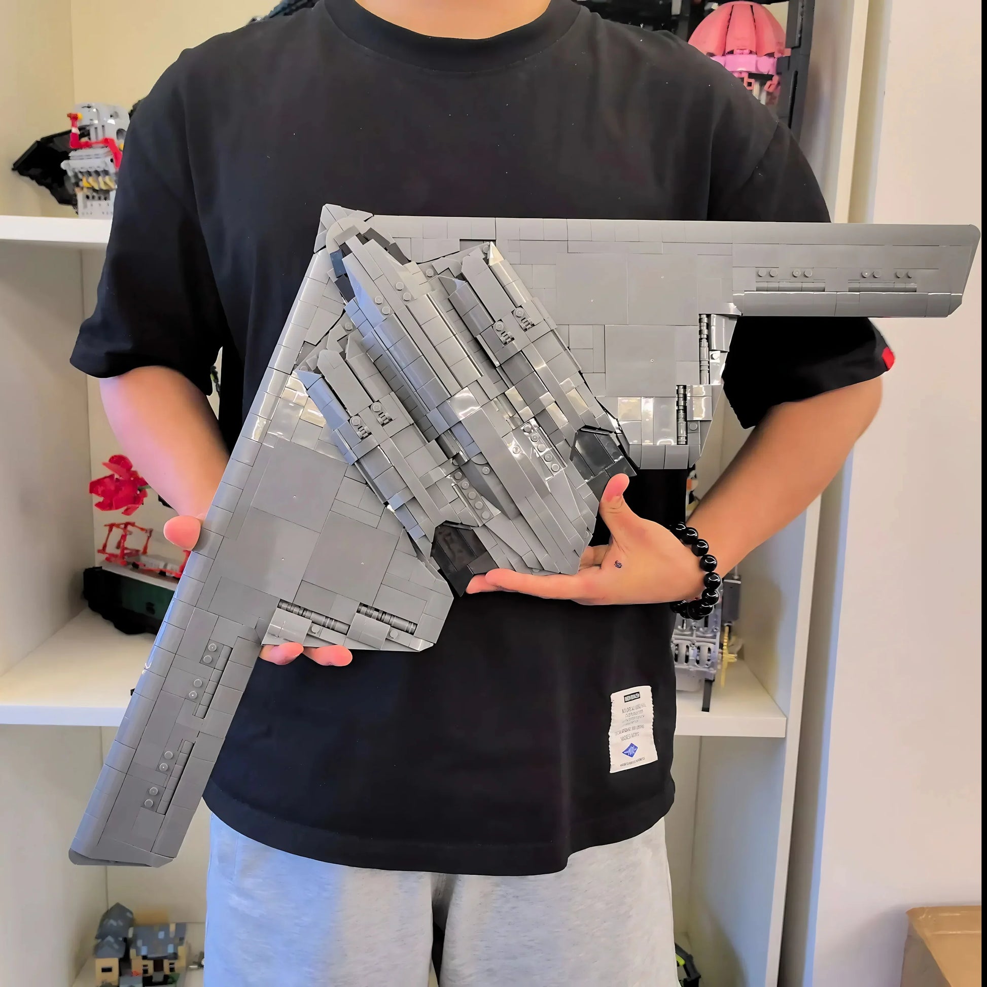 B2 Stealth Bomber – 2063 Pieces