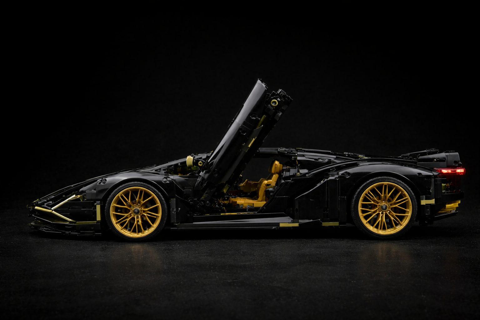 Sián FKP 37 Black (3696 Pieces)