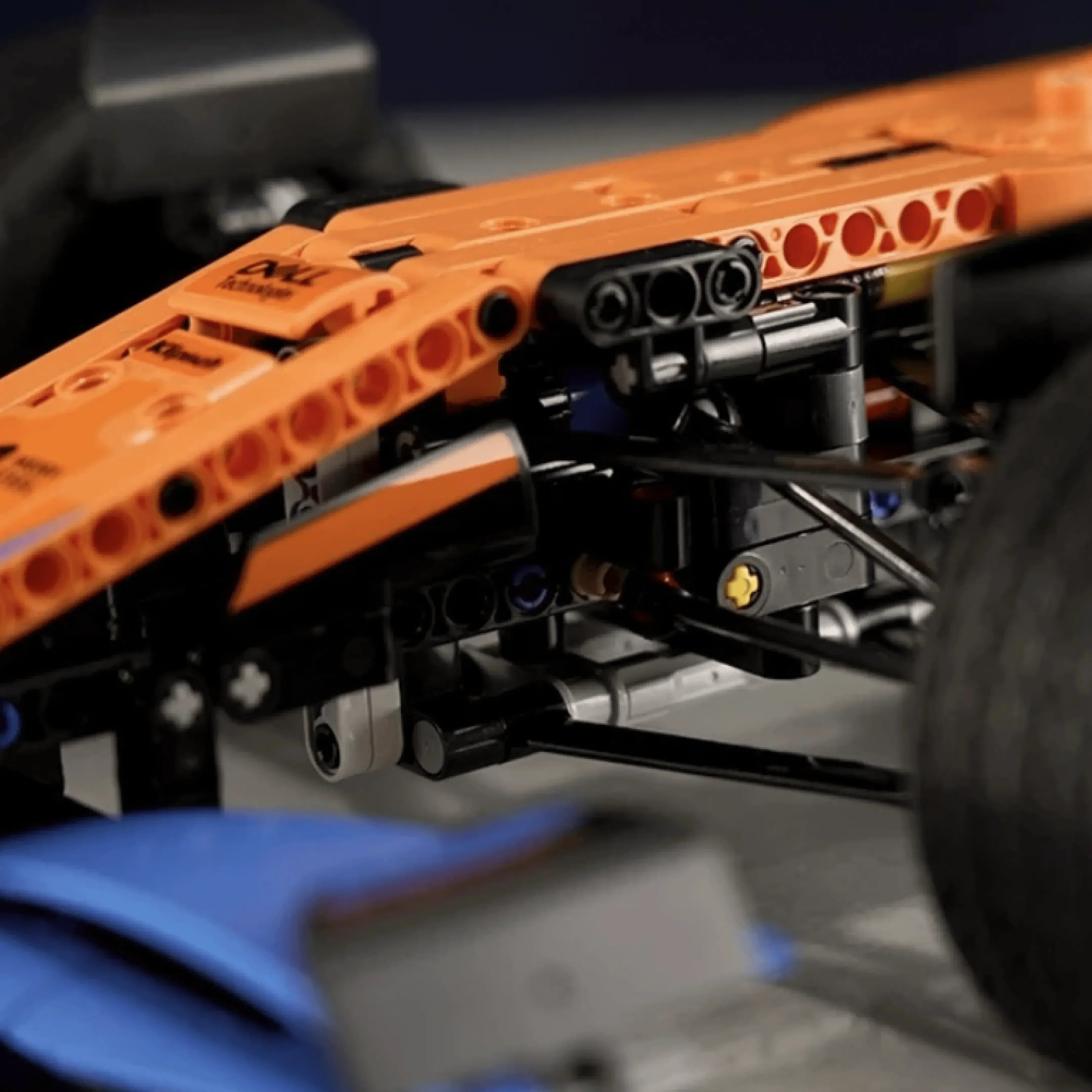 MCL RACING (1432 Pieces)
